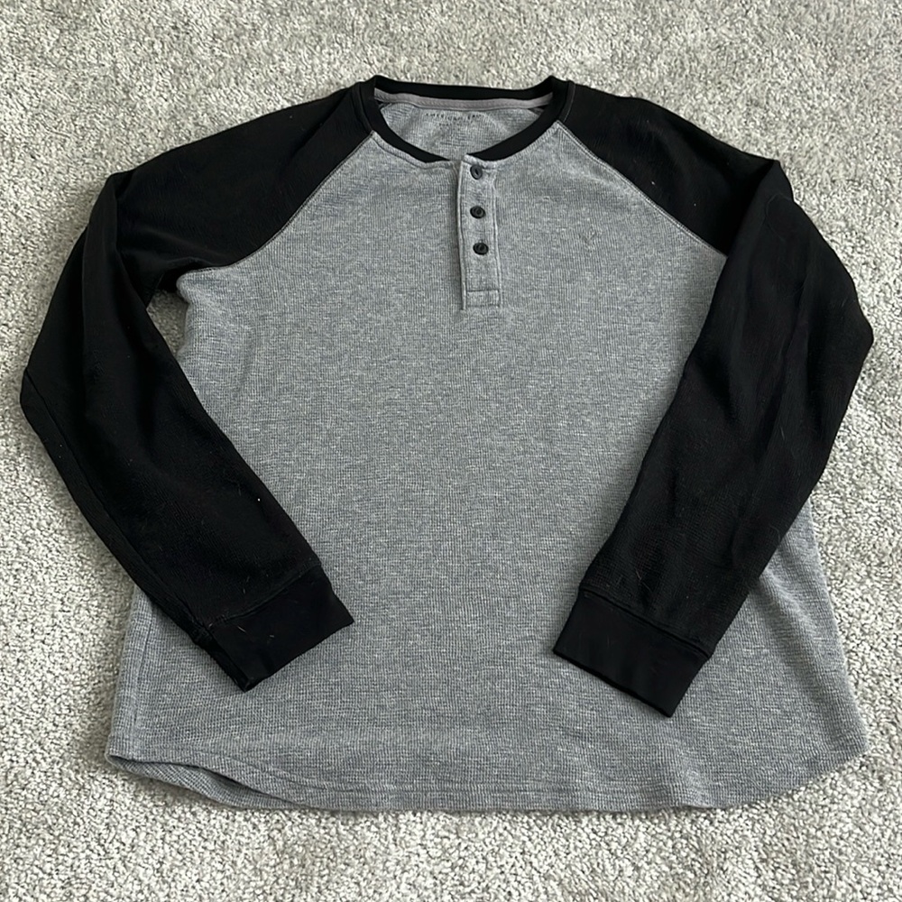 American Eagle Long Sleeve